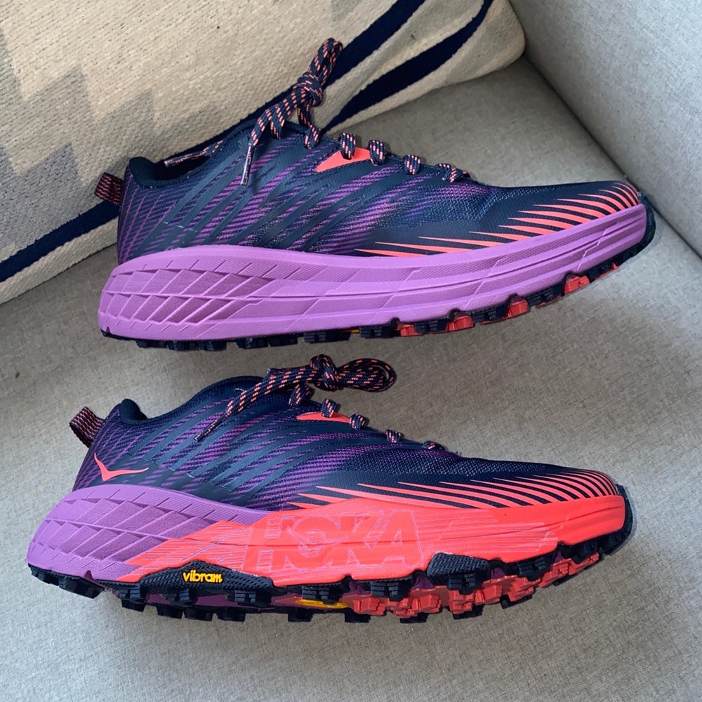 Hoka One One Speedgoat 4 GTX Trail Running, Outer Space  Hot Coral Women's 9 NWB